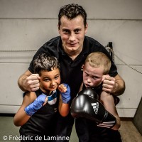 Georges Dujardin, Younes et Enzo lors du Entrainement Boxe Georges Dujardin qui s’est déroulé à Jambes (Hall du Souvenir) le 20/10 /2015.